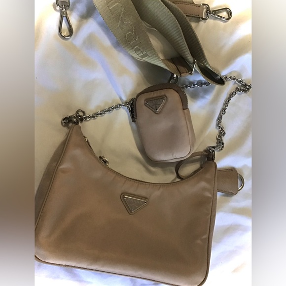 Prada beige Re-edition Re Nylon bag AUTHENTIC - Picture 3 of 6